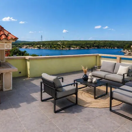 Nina With Panoramic Sea View